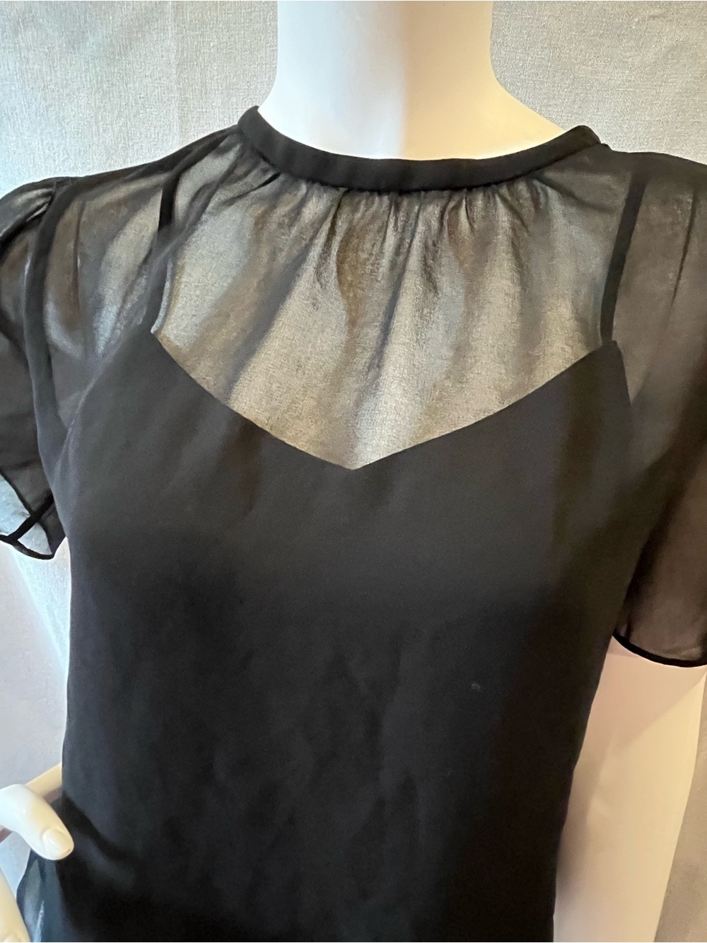 RW&CO. Black Sheer Yoke Short Sleeve Blouse